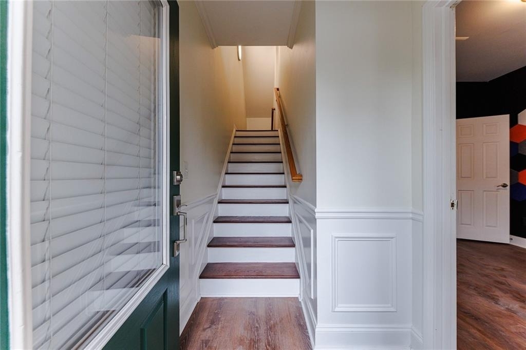 201 16th Street Nw - Photo 1