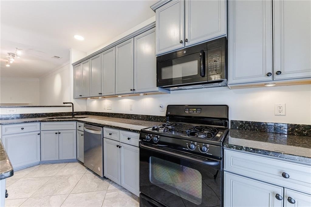 201 16th Street Nw - Photo 14