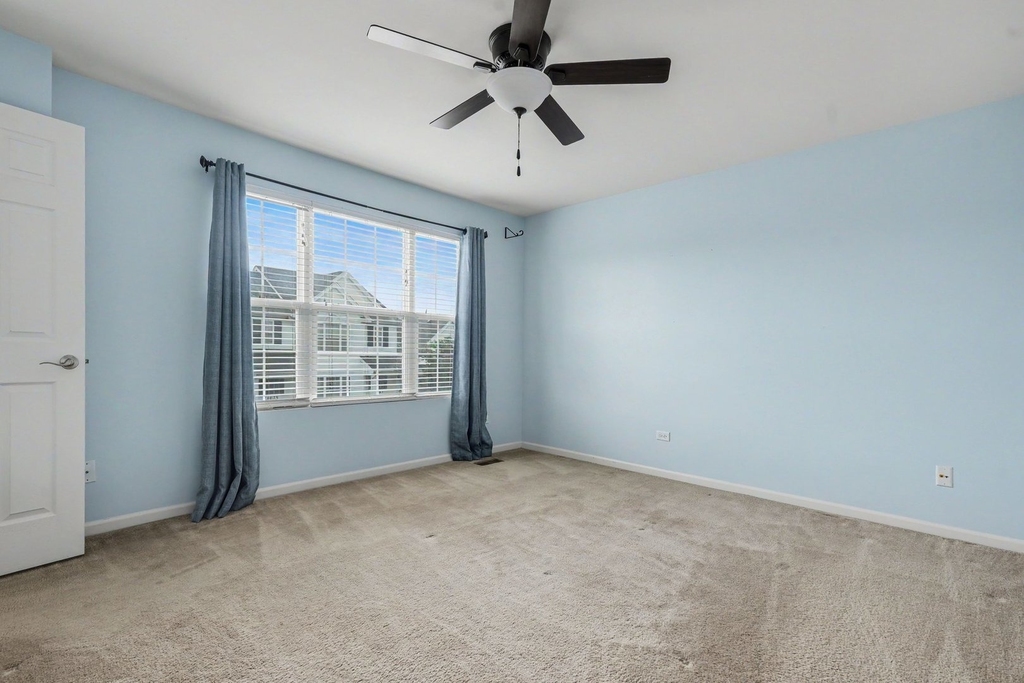 24617 Patriot Square Drive S - Photo 11