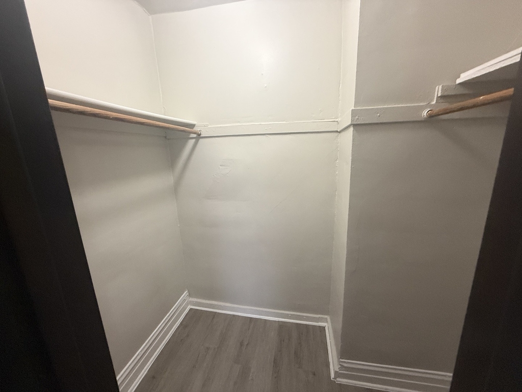 5011 W Cermak Road - Photo 4