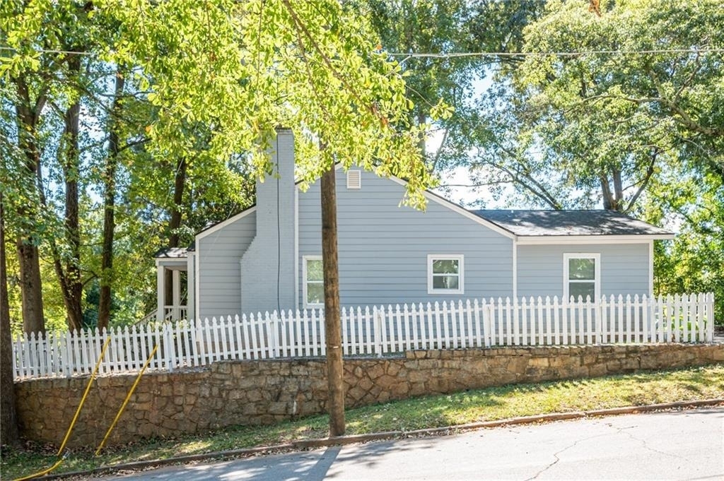 937 Lawton Street Sw - Photo 4