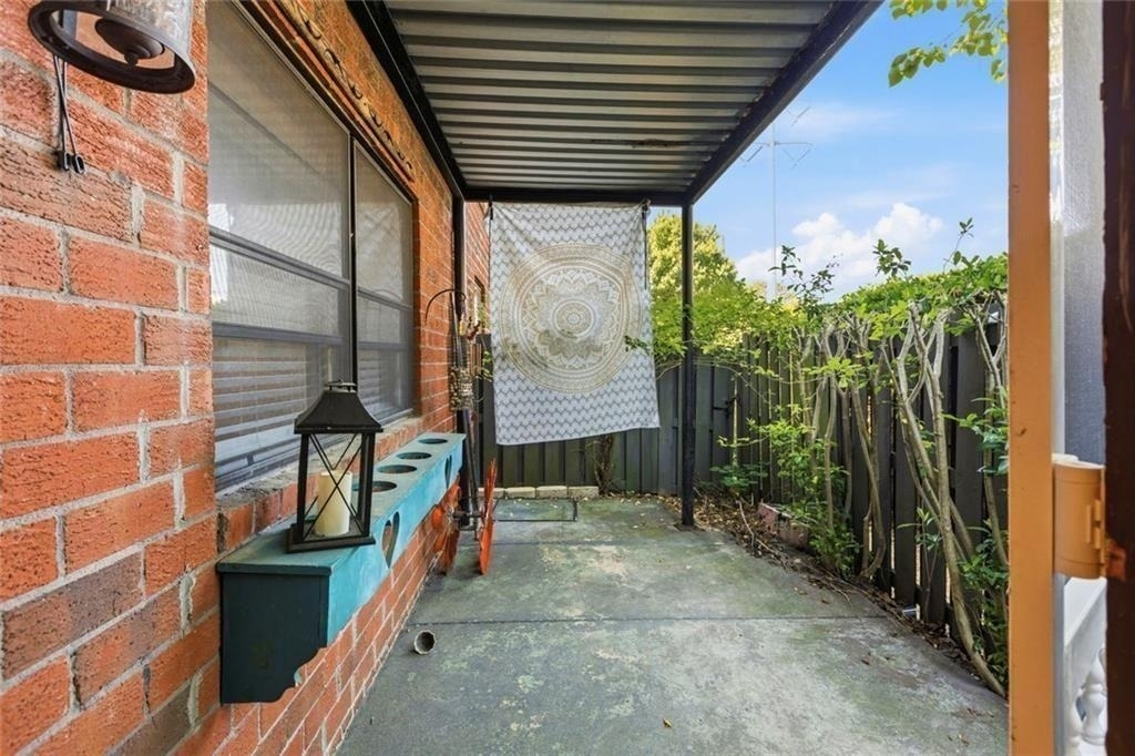 6851 Roswell Road - Photo 12