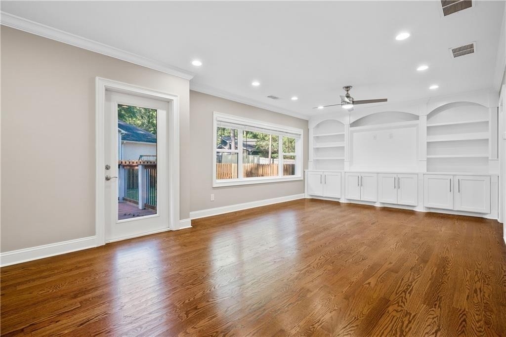 1841 Gainsborough Drive - Photo 12