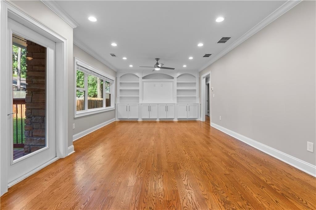 1841 Gainsborough Drive - Photo 13
