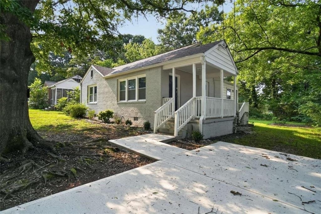 862 Slaton Street - Photo 2