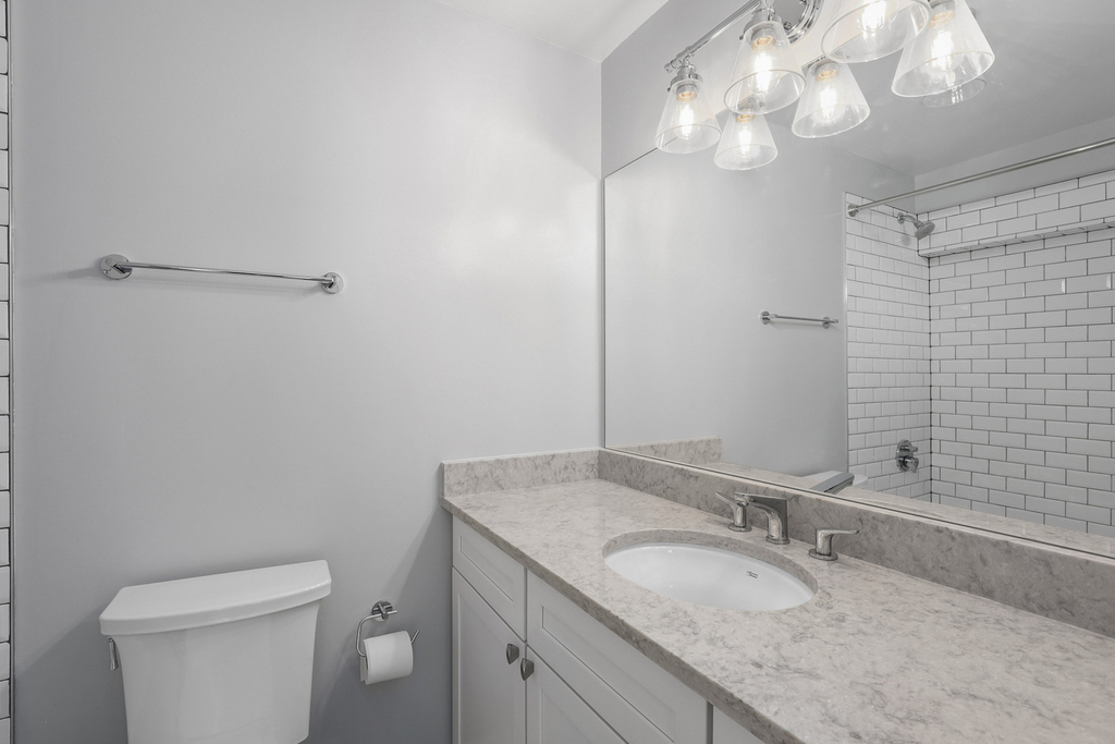 5445 N Sheridan Road - Photo 9
