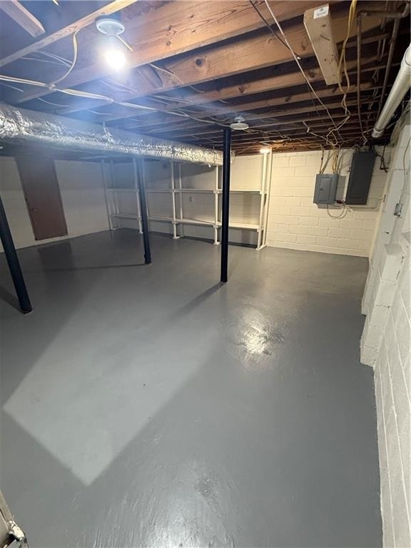 2404 Elmwood Circle - Photo 9