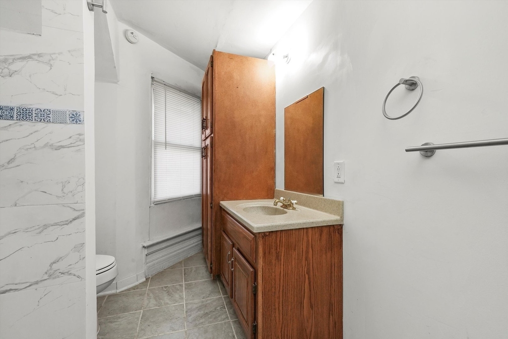 1097 E Merchant Street - Photo 7