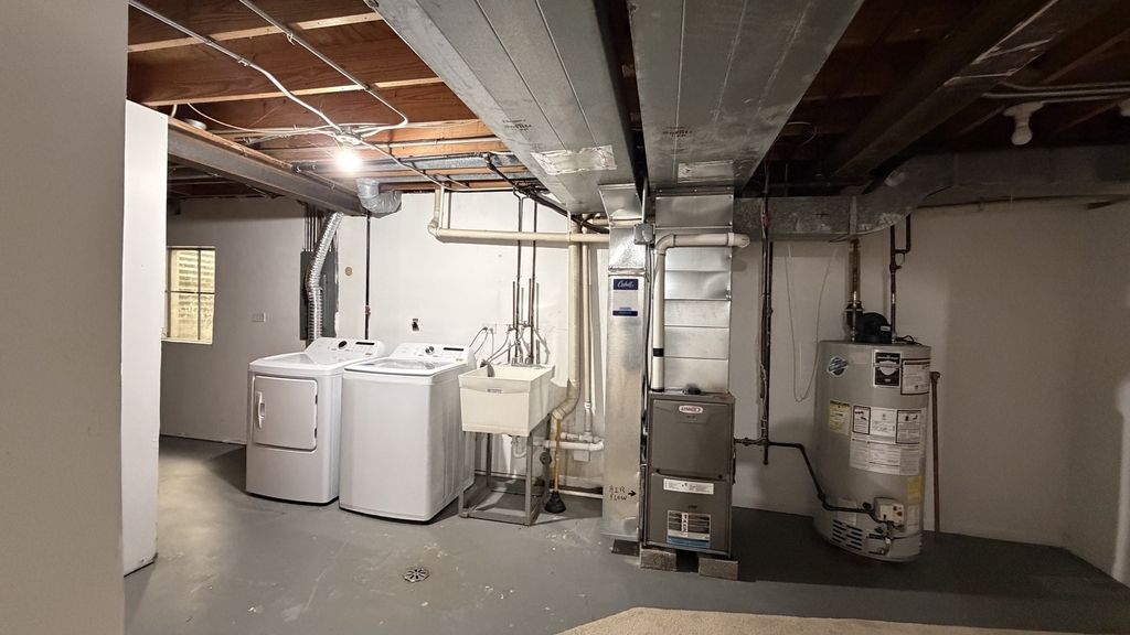646 White Court - Photo 18