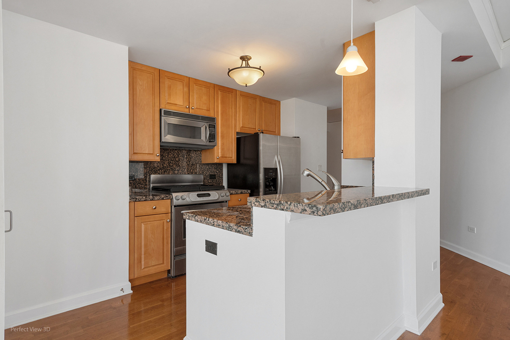 420 E Waterside Drive - Photo 5