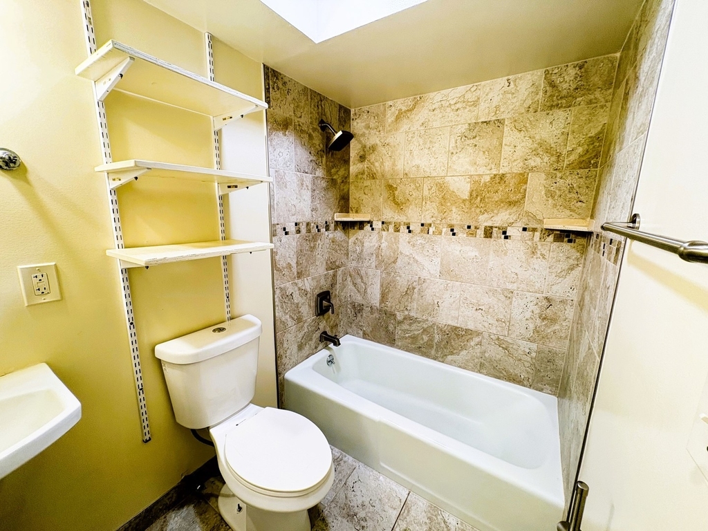 1034 Fenton Street - Photo 15
