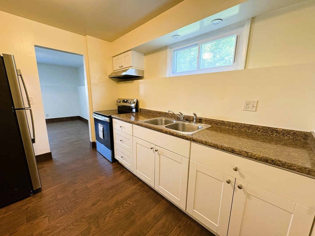 1034 Fenton Street - Photo 7