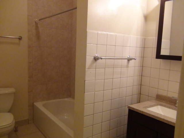 1552 W Highland Avenue - Photo 3