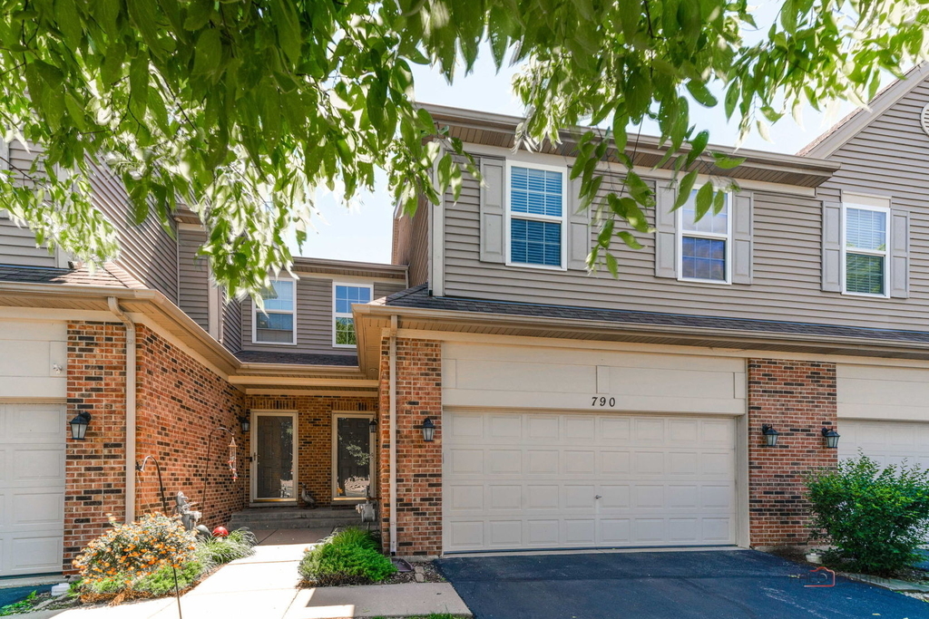 790 Oak Hollow Road - Photo 1