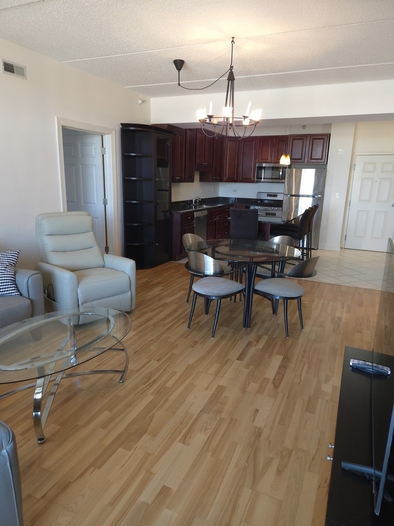 4330 N Neva Avenue - Photo 5