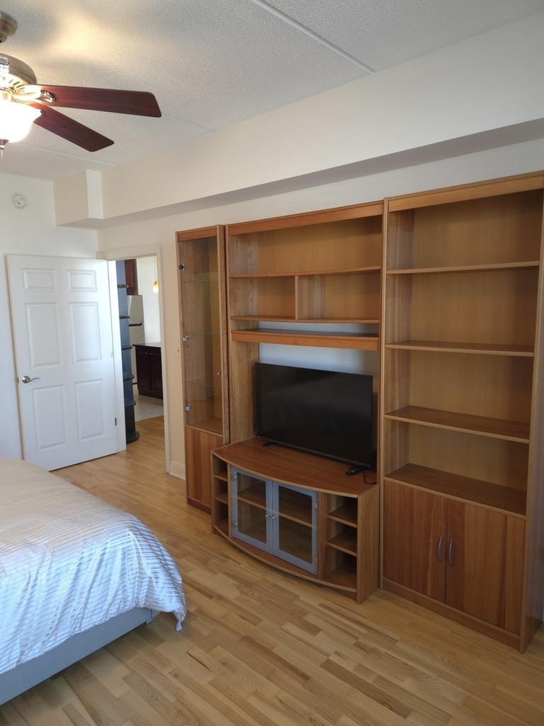 4330 N Neva Avenue - Photo 12