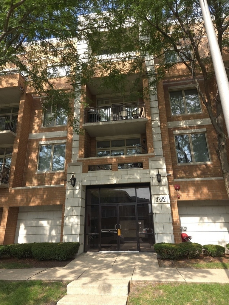 4330 N Neva Avenue - Photo 0