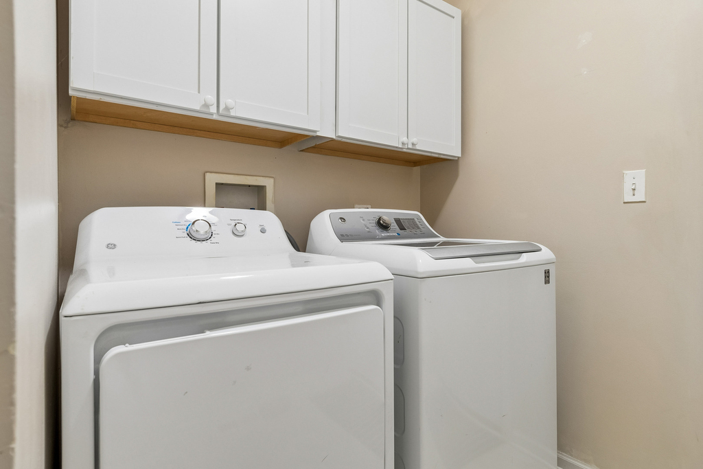 382 Vaughn Circle - Photo 13
