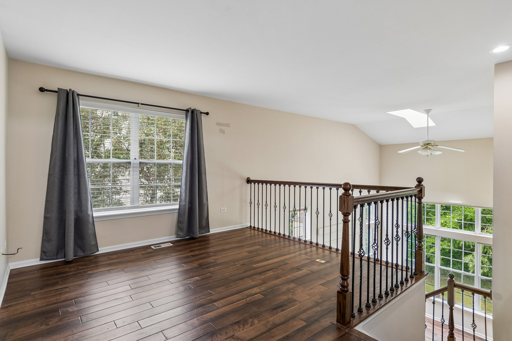 382 Vaughn Circle - Photo 6