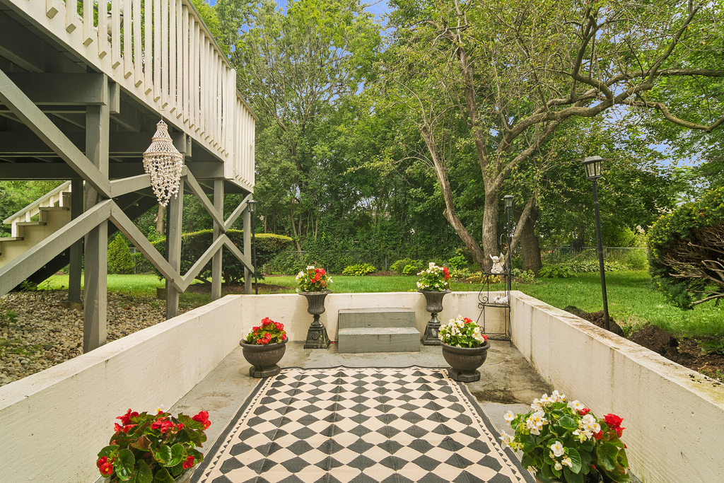 710 E Valley Lane - Photo 21