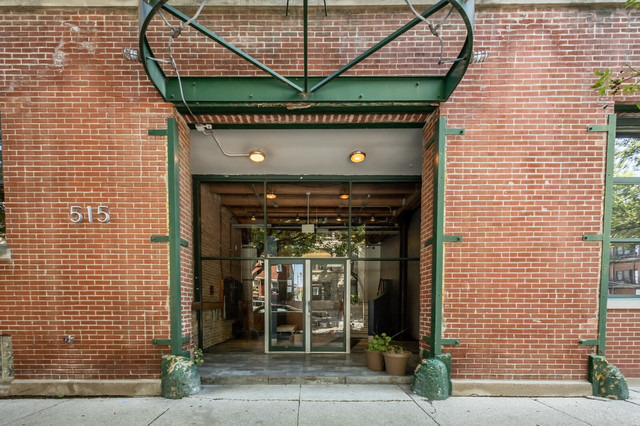 515 N Noble Street - Photo 0
