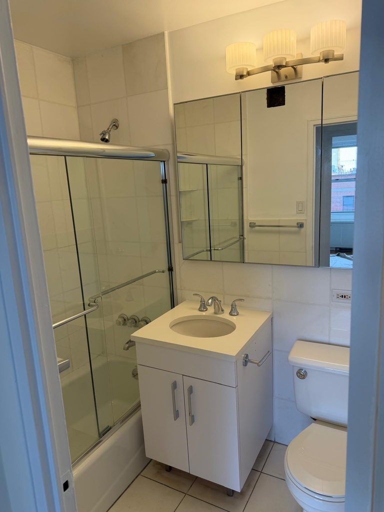 W 52nd St / 8th Avenue - Photo 1