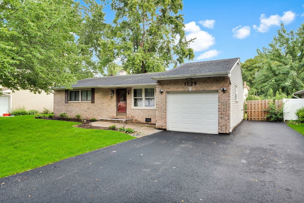 1529 Ronzheimer Avenue - Photo 1