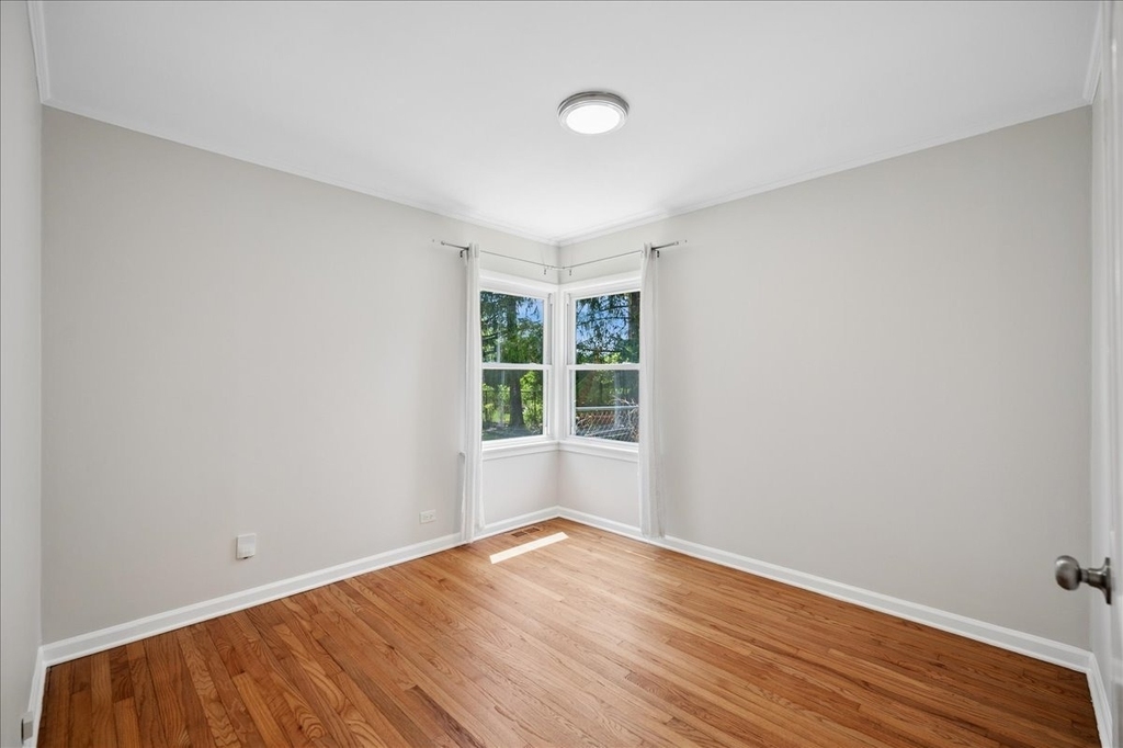 3691 Walters Avenue - Photo 9