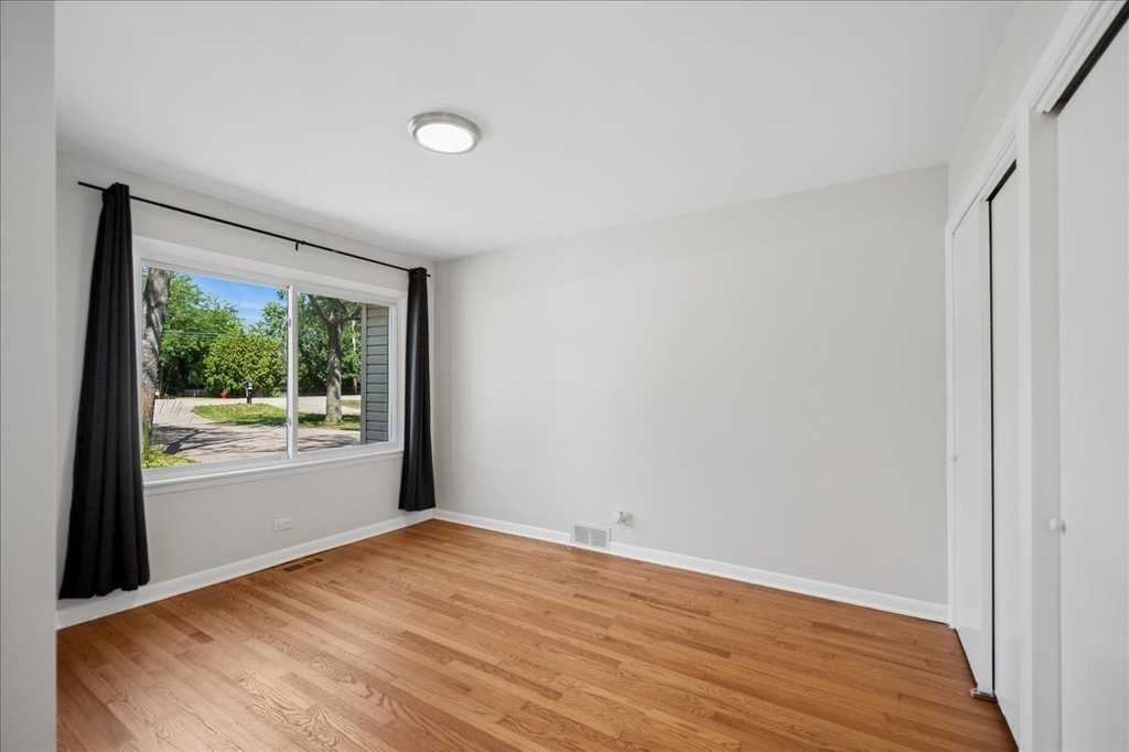 3691 Walters Avenue - Photo 8