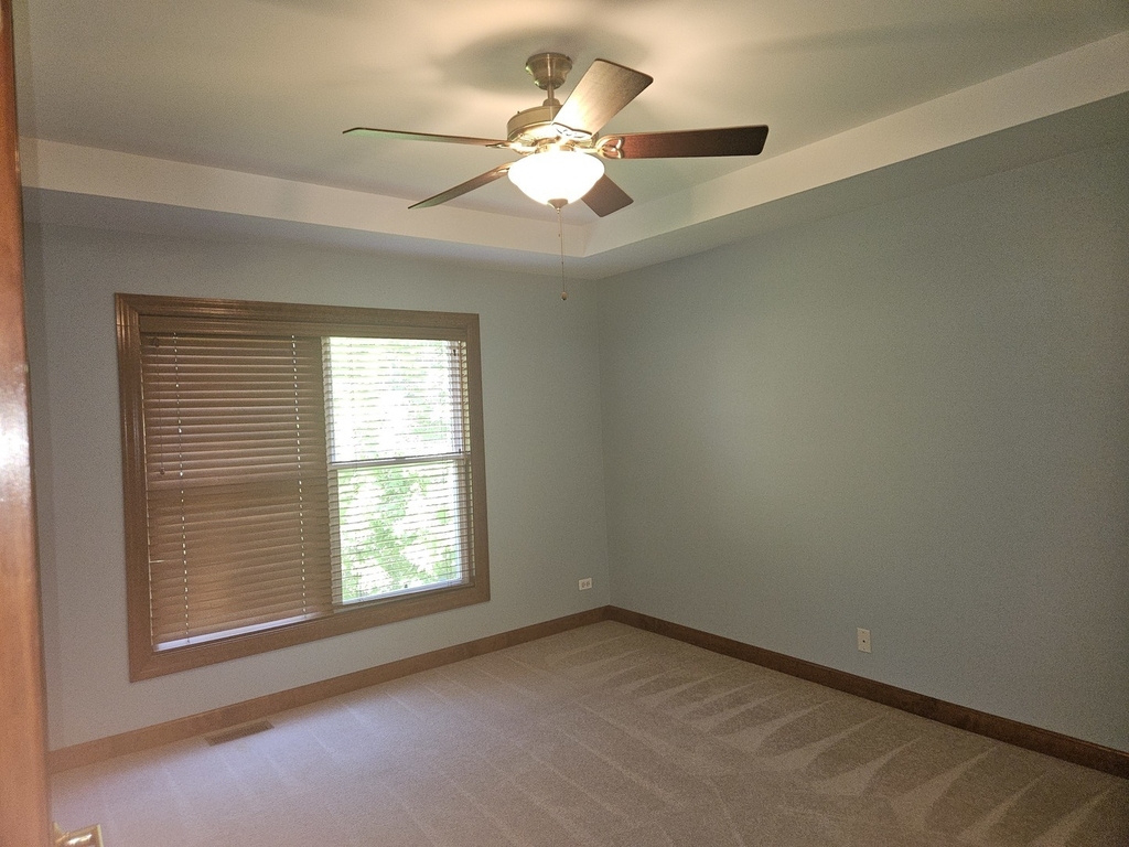 733 Woodbury Court - Photo 9