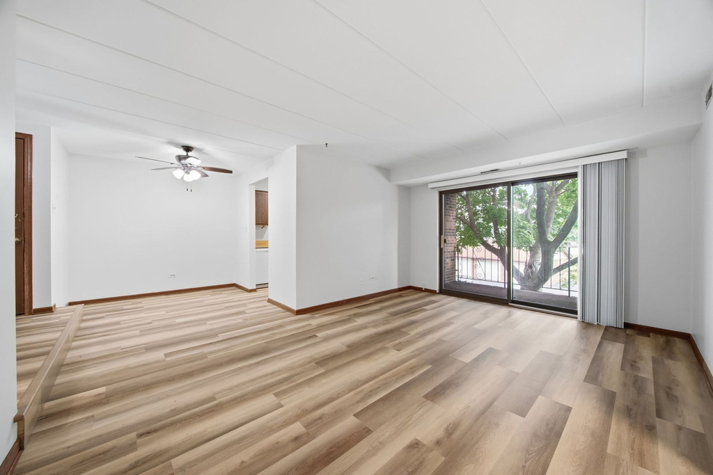 13913 Laramie Avenue - Photo 2