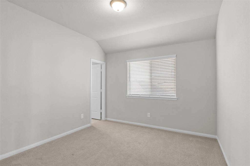 29650 Kynndal Shore Drive - Photo 24