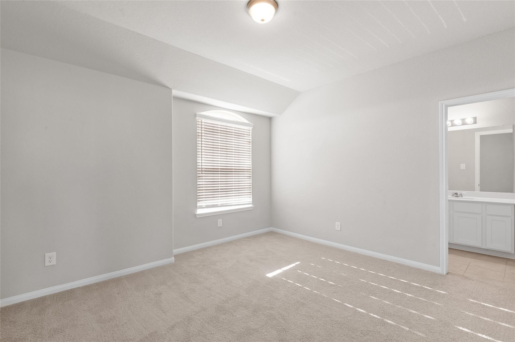 29650 Kynndal Shore Drive - Photo 25
