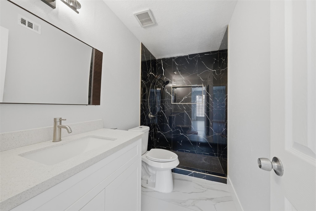 9350 Country Creek Drive - Photo 21