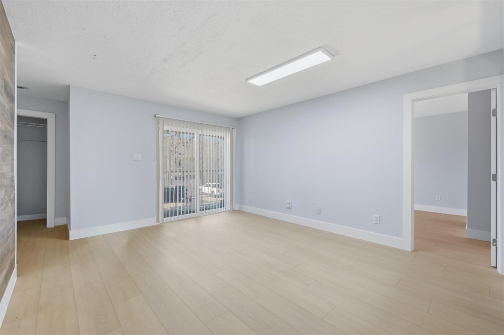 9350 Country Creek Drive - Photo 3