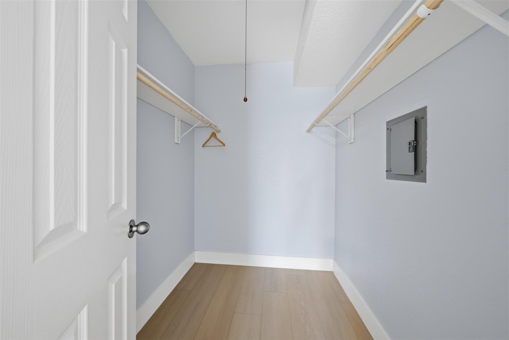 9350 Country Creek Drive - Photo 17