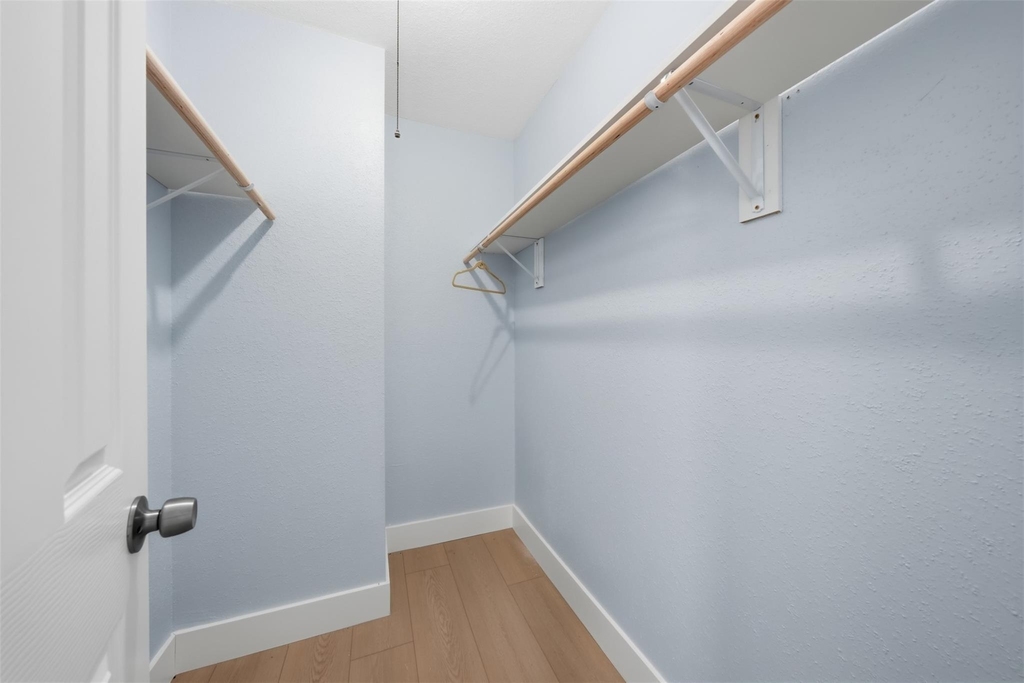 9350 Country Creek Drive - Photo 16