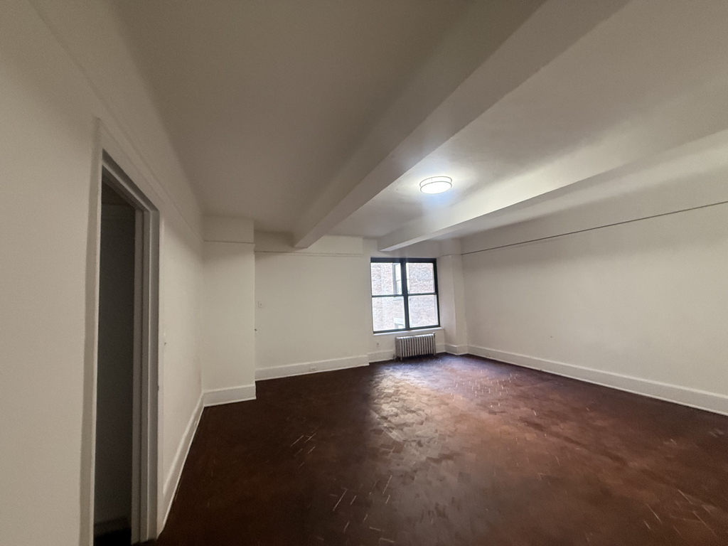 160 West 73rd Street - Photo 1