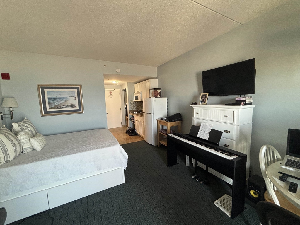 703 Ocean - Photo 4