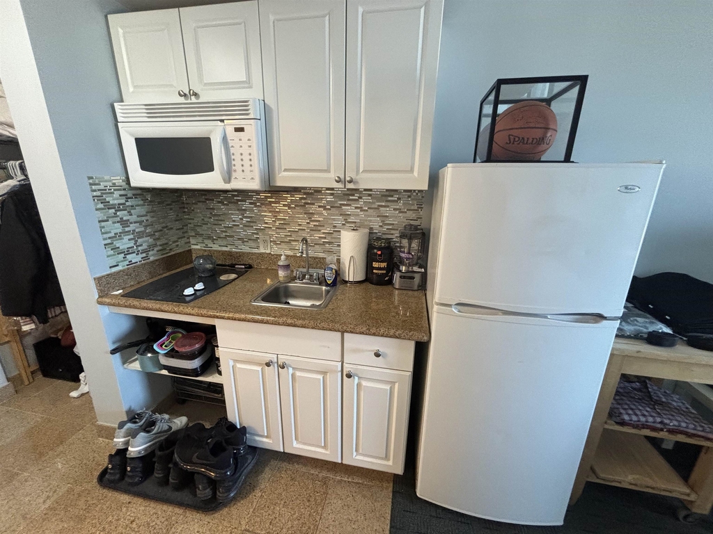 703 Ocean - Photo 2