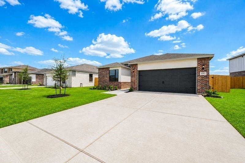 1512 Jean Meadow Drive - Photo 4