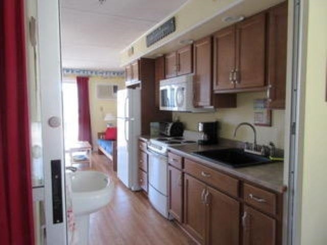 933 Ocean - Photo 1
