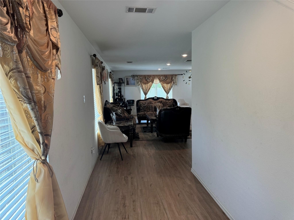 18626 Rosehill Prairie Drive - Photo 4