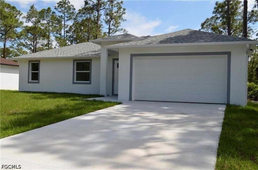 2611 Carol Place - Photo 0