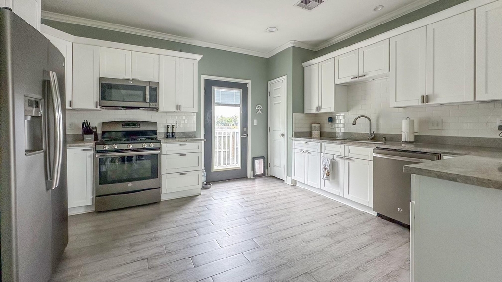 7307 Magnolia Blossom - Photo 3