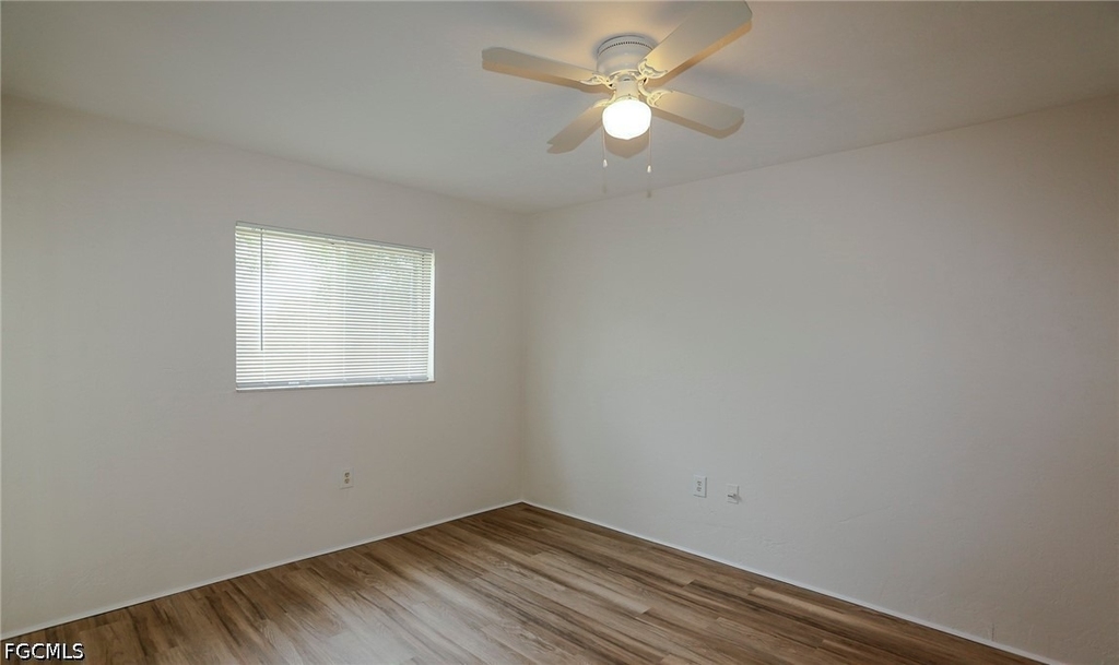 8061 Country Road - Photo 6