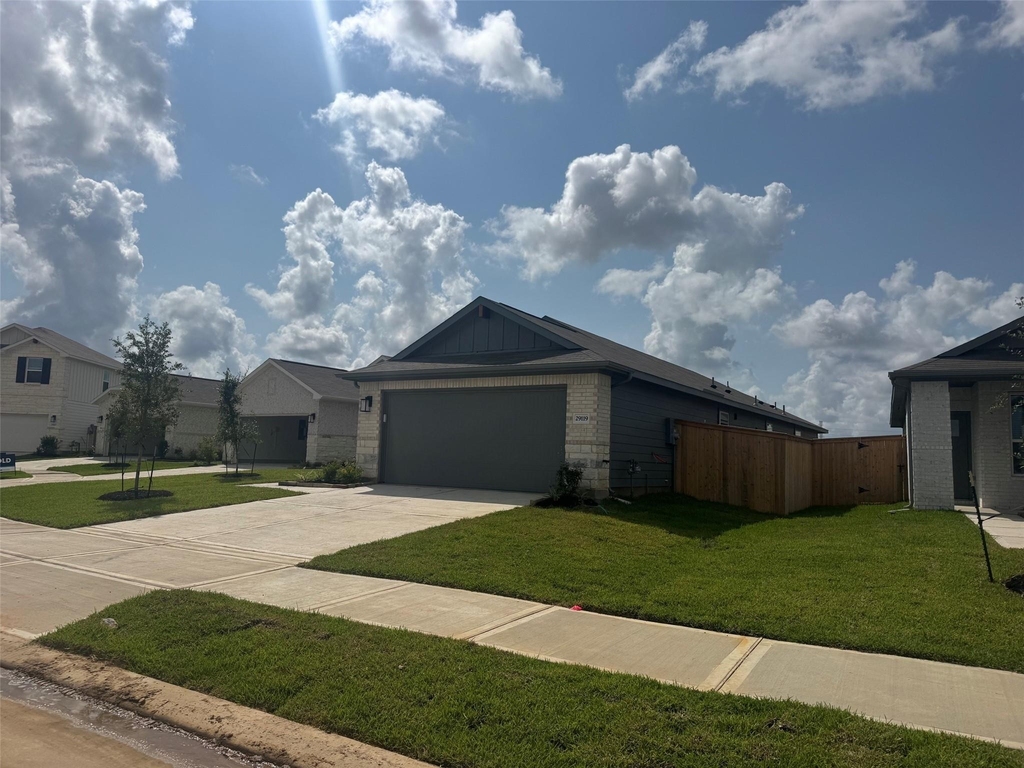 29119 Samuel Garden Court - Photo 2