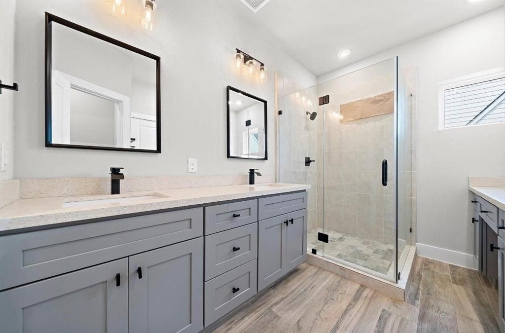 232 W 28th Street - Photo 4