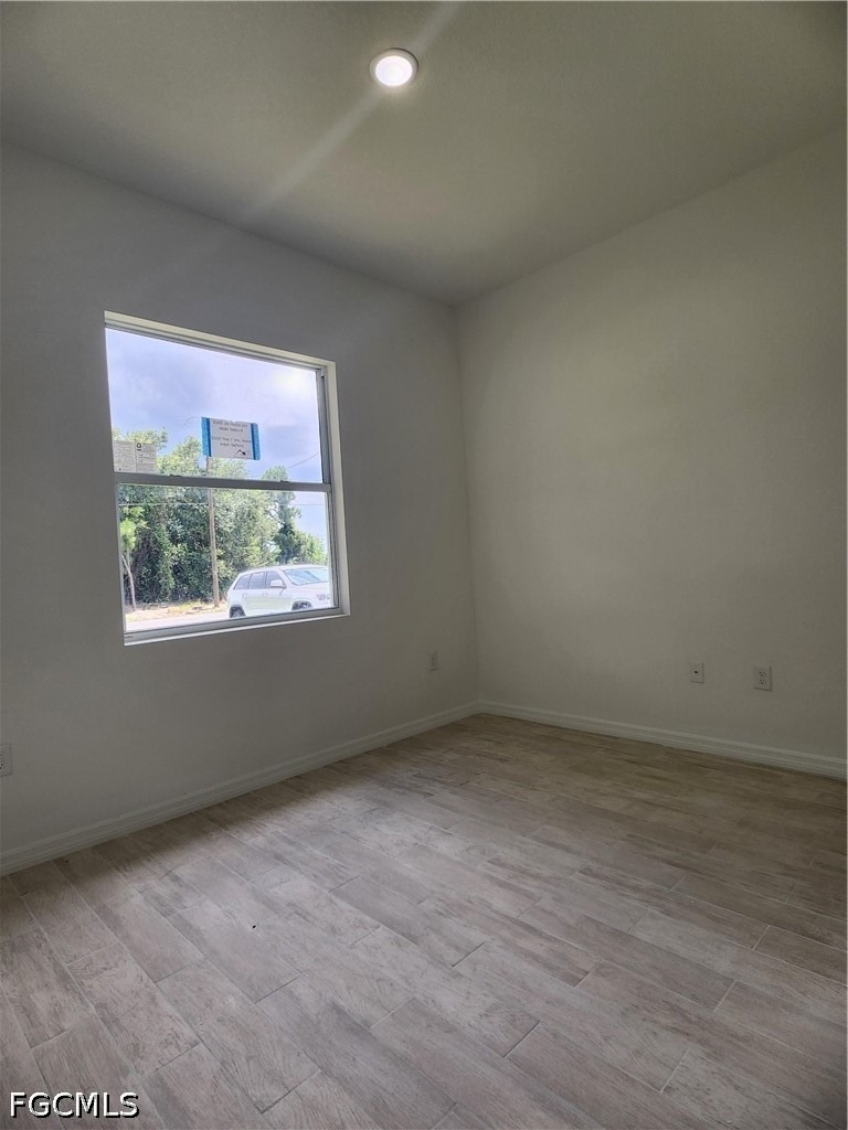 4116 5th Street Sw - Photo 3