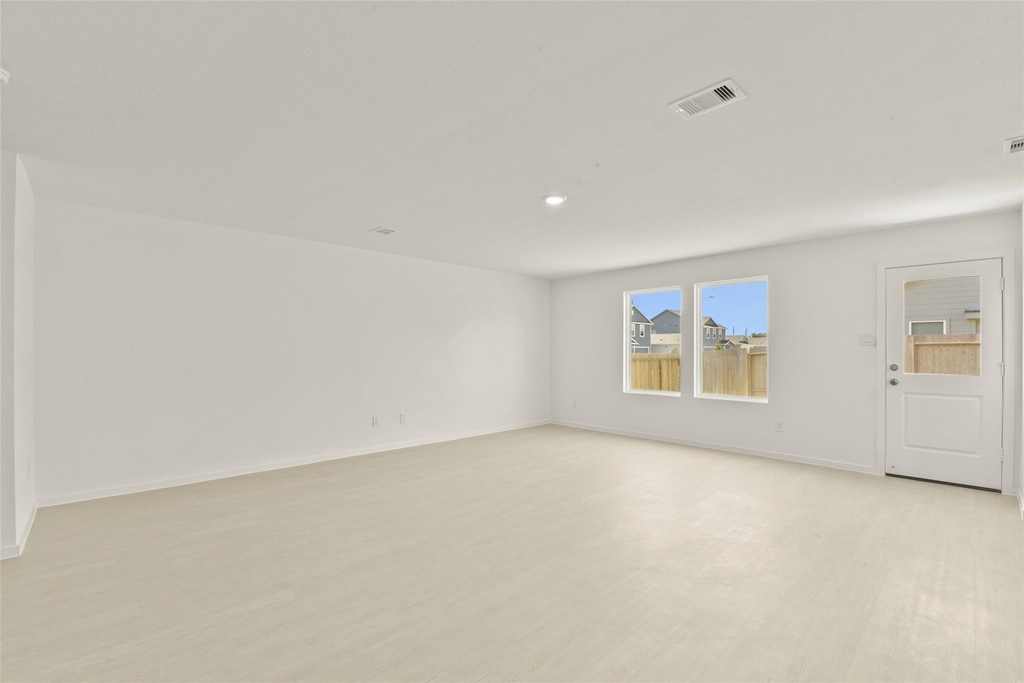 12403 Mountain Daisy Road - Photo 7